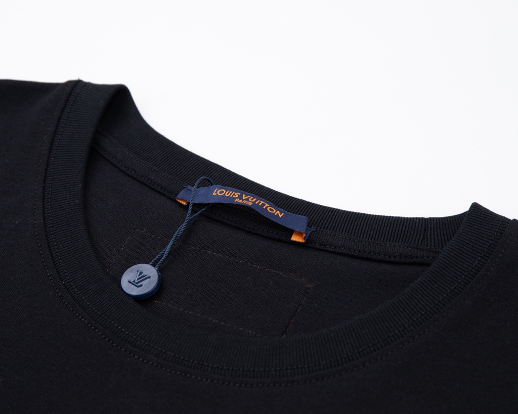 L*V* T-shirt